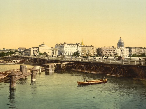 Dwortzowi, bridge, and Admiralty Quay, St. Petersburg, Russia