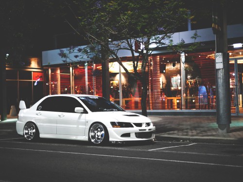 Mitsubishi Lancer