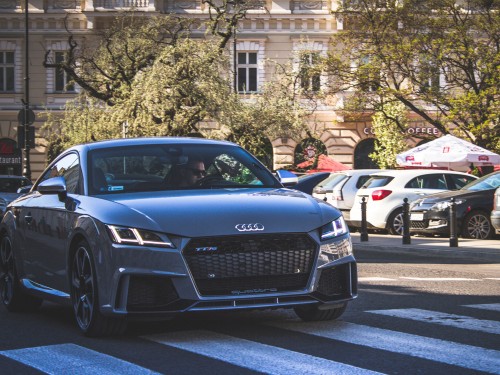 Audi