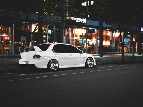 Mitsubishi Lancer