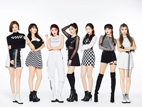 MOMOLAND