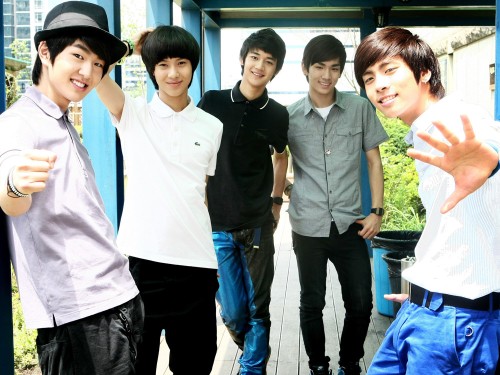 SHINee