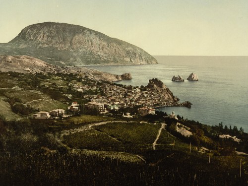 Gursuff, from the Jalta, road, the Crimea, Russia